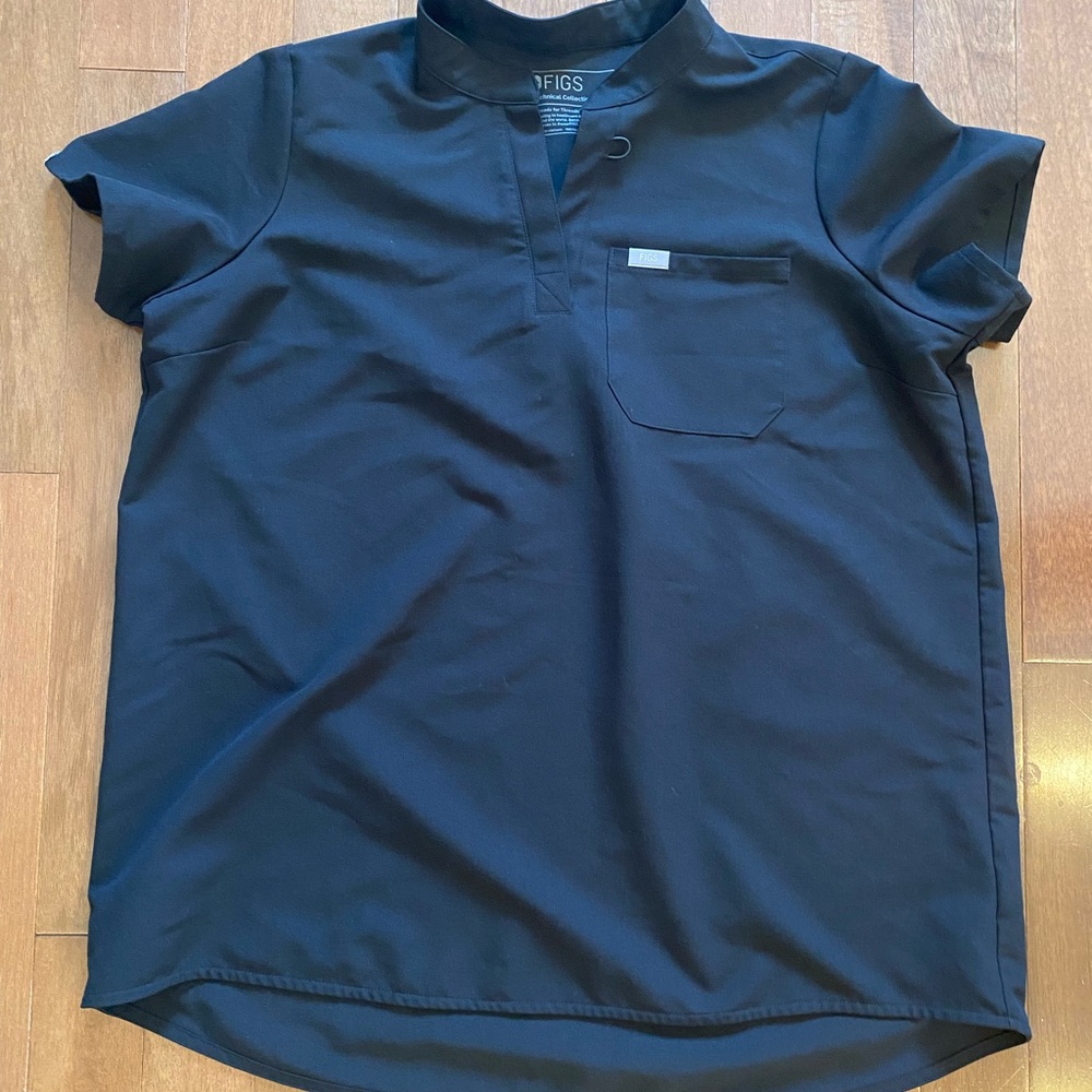 Large black figs maternity scrub top